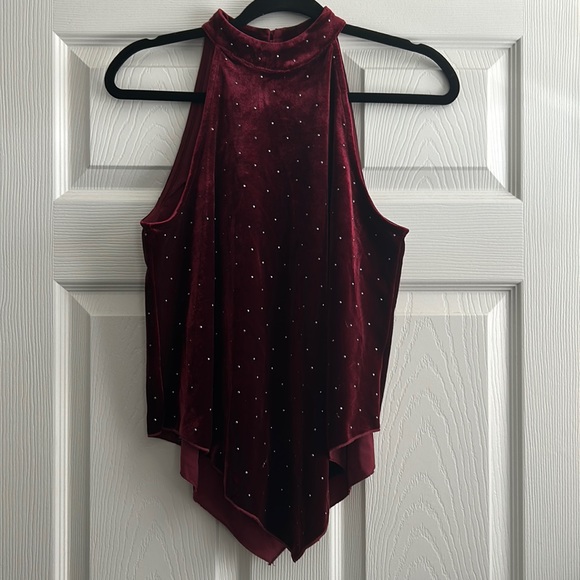 Shyanne Tops - Jeweled top